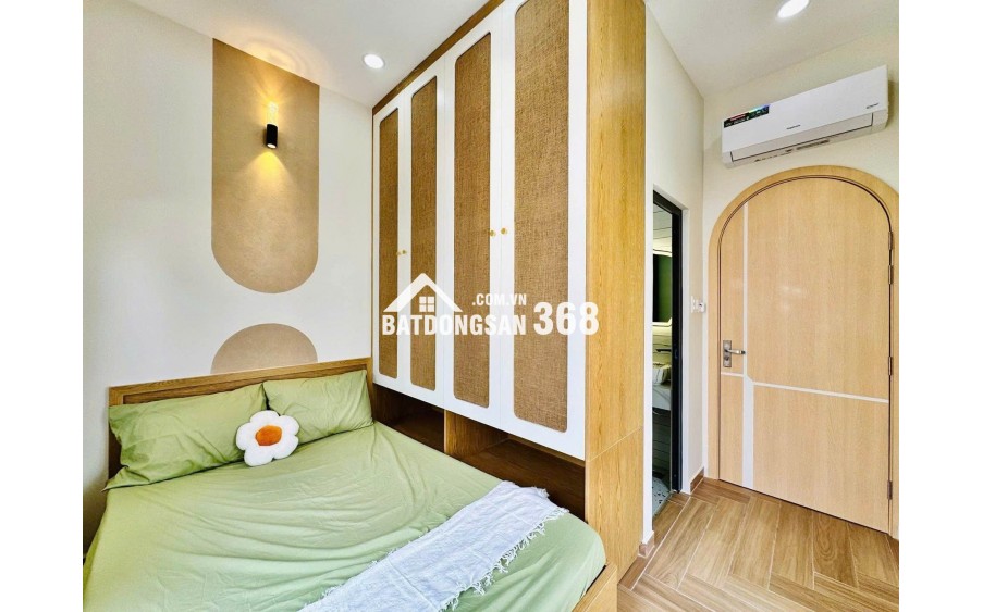 Nhà mới xây, nội thất sang trọng, chỉ cần xách vali vào ở