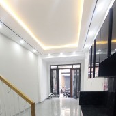 NHÀ ĐẸP HẺM XE HƠI RẠCH ÂU DƯƠNG LÂN – Q8 – 3.3/3.9M x10M – 3 TẦNG – GIÁ 6.8 TỶ
