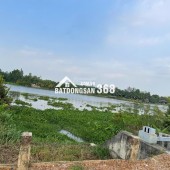 - BÁN đất Vừa MT sông SG  và MT rạch rất đẹp thoáng mát  thuộc Xã Trung An, Chủ Chi.