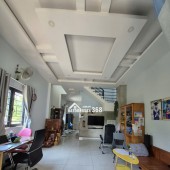 Bán nhà 1 trệt 1 lầu 1 sân thượng Hẻm đường LK 4-5 ,P.Bình Hưng Hòa B , Bình Tân