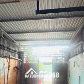 NHÀ NGAY HÒA BÌNH,PHÚ THẠNH,TÂN PHÚ. HẺM 12M THÔNG RA HẺM 110 TÔ HIỆU, 4M X 20M,2 TẦNG,NHÀ CŨ CÒN Ở ĐƯỢC CHỈ NHỈNH 90TR/M2