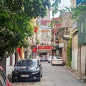 Bán đất Việt Hưng, 45m2, MT 4m, lô góc, ô tô tránh