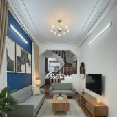 CỰC HOT: NHỈNH 7 TỶ CÓ NGAY 55M² TRUNG TÂM BA ĐÌNH XÁCH VALI VÀO Ở NGAY.
-  ( thương lượng nhẹ ).