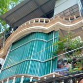 Nhà phố Kim Mã, trục chính giao thông thuận lợi, nhà 4 tầng , diện tích 50m, xây dựng khung cột chắc chắn, 2 mặt thoáng