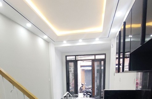 NHÀ ĐẸP HẺM XE HƠI RẠCH ÂU DƯƠNG LÂN – Q8 – 3.3/3.9M x10M – 3 TẦNG – GIÁ 6.8 TỶ