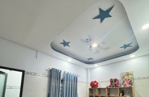 Cần bán gấp siêu phẩm nhà 4 tầng tại Tân Phú giá chỉ 6.5 tỏi