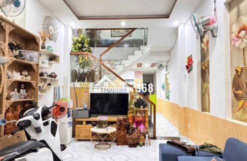 Bán nhà kiệt Nguyễn Công Hoan 52m2 giá 3.6 tỷ gần bến xe