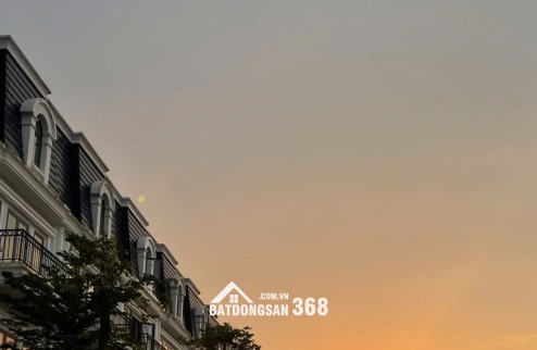 BÁN NHÀ MẶT PHỐ ĐƯỜNG NGUYỄN LỘ TRẠCH TP HUẾ