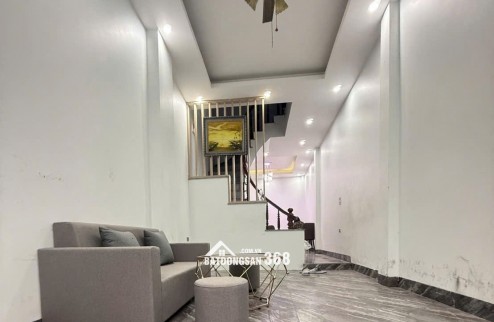 BÁN NHÀ THẠCH BÀN LONG BIÊN 40M2 5 TẦNG GẦN PHỐ GIÁ NHỈNH 7 TỶ