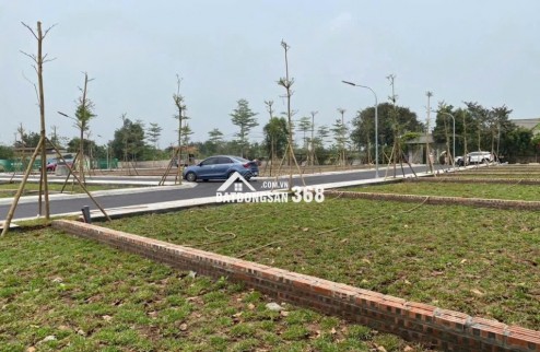 Siêu phẩm đất Hòa Lạc view hồ thoáng mát, gần CNC & ĐH FPT