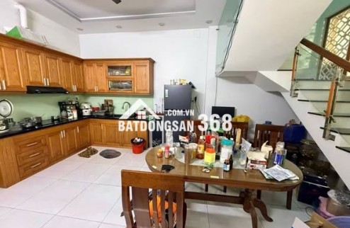 + BÁN NHÀ LÊ VĂN KHƯƠNG QUẬN 12
+ Dt : 4.4m x 15m 63m2
+ Kc : 3 tầng 3pn
+ Giá : 7 Tỷ