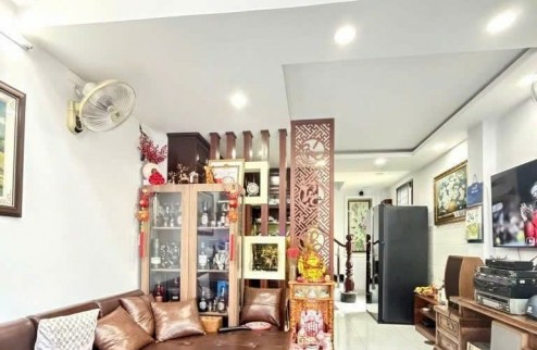 Nhà Mã Lò -HXH- nhà đẹp-1 lửng +3 lầu giá 5ty7