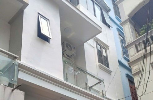 Nhà Ba ĐÌnh, Giá giật mình, nhỉnh 8 tỷ có nhà 35m x 4 tầng