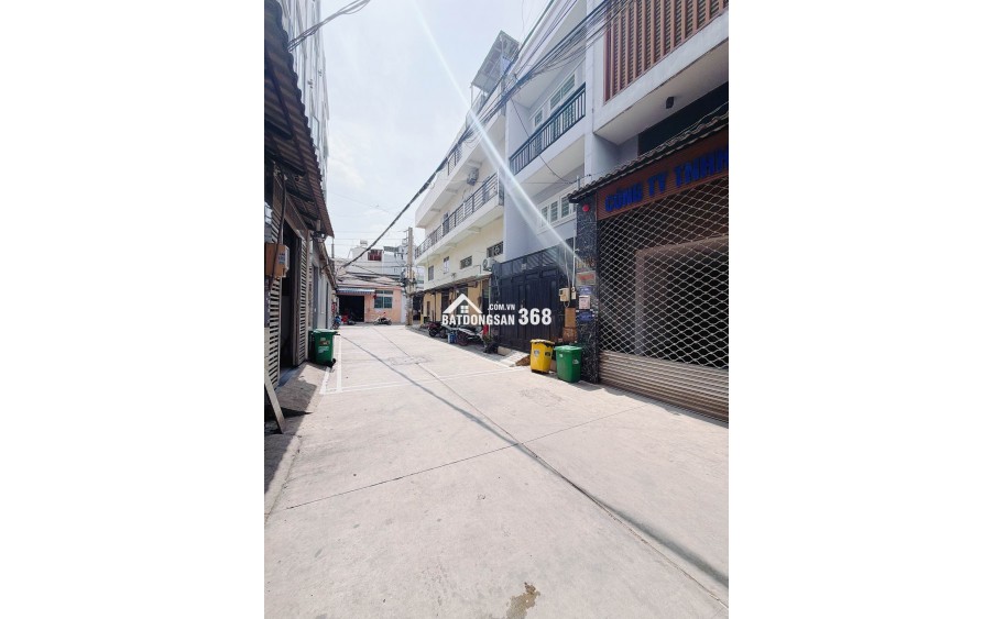 Bán Toà Nhà MTKD Đường số 9, BHH, Bình Tân.- Mặt tiền khủng ngang ( 8m * 14m ) = 108m2 - Kết cấu 1 trệt 4 lầu 1 ST - chia được 10 phòng
