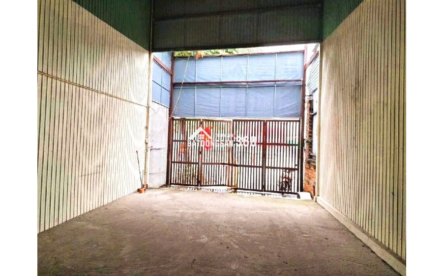HÀNG HIẾM... GIÁ ĐẦU TƯ, MẶT TIỀN LÊ VĂN VIỆT, NGANG 5M VUÔNG VỨC, CHỈ 22.3 TỶ
