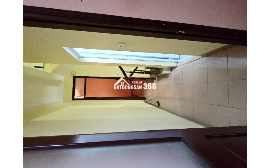 Bán nhà phố Ô Cách, diện tích 50m2, xây 4 tầng kiên cố