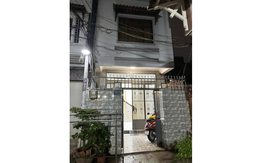 HẺM XE HƠI NGUYỄN KIỆM GIÁP SÂN BAY – 3 LẦU NỞ HẬU – SẴN DÒNG TIỀN 14TR /THÁNG