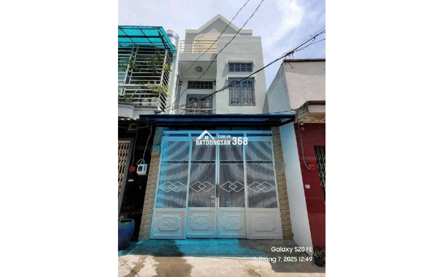 BÁN NHÀ 3 TẦNG, BÌNH CHÁNH, HẺM 8M, GẦN BẾN XE MIẾN TÂY, 56 M² (4X14), 4.X TỶ.