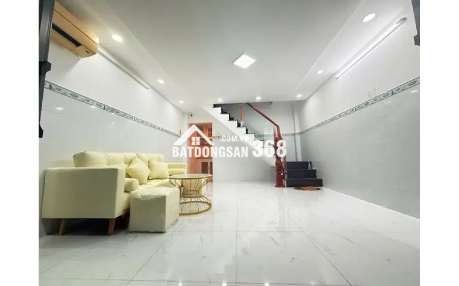 Bán nhà ngõ Bùi Văn Ba, Q.7, 28m², 2 tầng, 2PN, Sổ Hồng, 4.5 tỷ. LH 0947283834