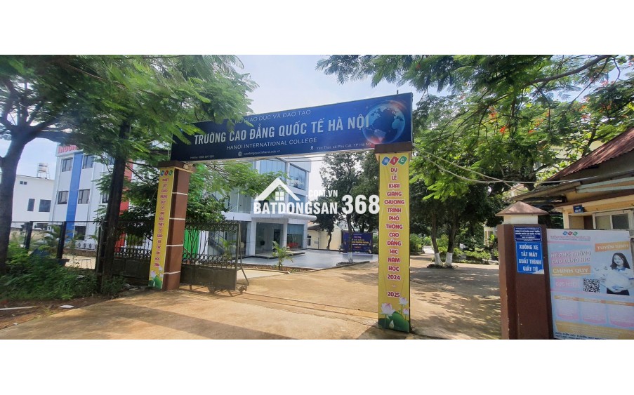 Bán mảnh đất( 8x15 )120m2 full thổ cư. xã Phú Cát Hà Nội,Cách ql21 150m, cạnh trường đại học công nghệ