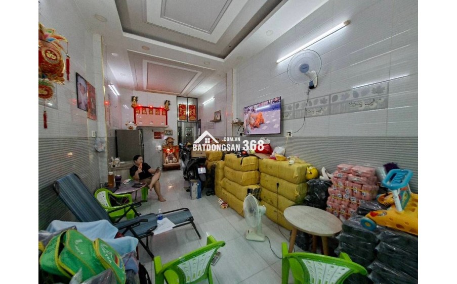 2 mặt hẻm xe tải thông - Sổ vuông Lê Ngã  Phú Trung, Quận Tân Phú