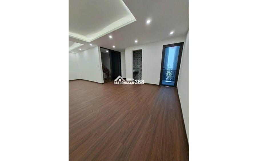 HIẾM BÁN - ĐỨC GIANG - LONG BIÊN - NHÀ DÂN XÂY CHẮC CHẮN - DIỆN TÍCH RỘNG THOÁNG - 58M - NHỈNH 7 TỶ