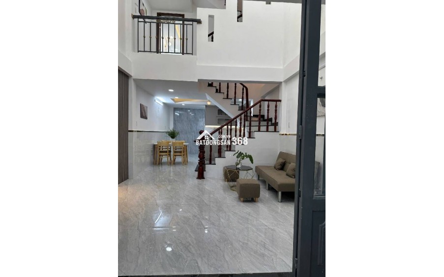 BÁN NHÀ ĐẸP NHƯ HOA HẬU – MỚI HOÀN THIỆN, SỔ HOÀN CÔNG MỚI