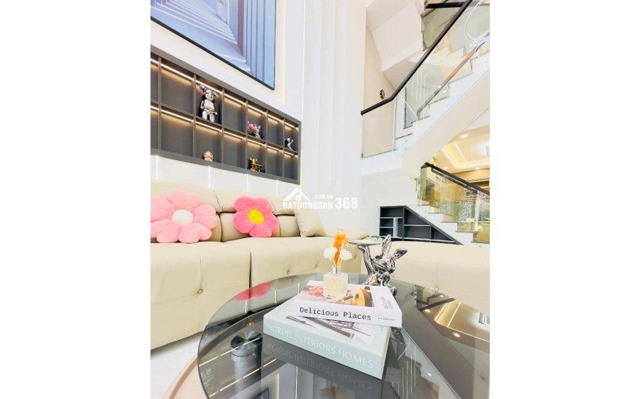 Aeon Mall Bình Tân  Bệnh viện Triều An  Bến xe Miền Tây  Công viên Phú Lâm  Trường học các cấp