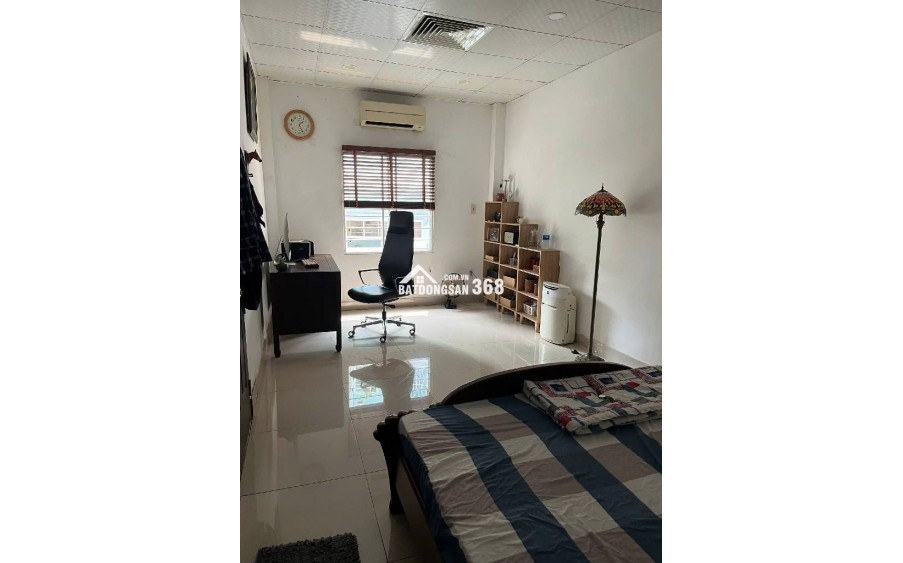 2 MẶT TIỀN - 6 X 13 - 82M2 X 3 TẦNG ĐÚC BTCT - Ô TÔ ĐỔ VỈA HÈ 2 CHIẾC THOẢI MÁI - CHỈ 8 TỶ XX (P. BẢY HIỀN)