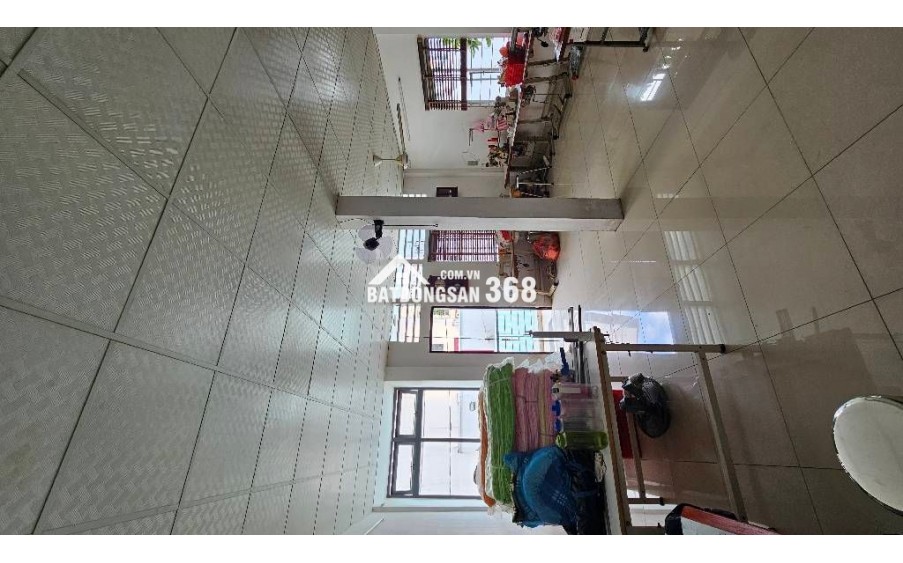 2 MẶT TIỀN - 6 X 13 - 82M2 X 3 TẦNG ĐÚC BTCT - Ô TÔ ĐỔ VỈA HÈ 2 CHIẾC THOẢI MÁI - CHỈ 8 TỶ XX (P. BẢY HIỀN)