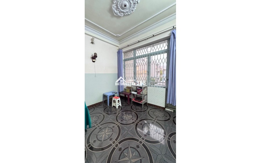 MTKD ĐƯỜNG NGUYỄN VĂN SĂNG - TÂN SƠN NHÌ - DTSD 180M2 - 4 TẦNG BTCT - CÓ SÂN THƯỢNG TRƯỚC SAU - 4PN - KINH DOANH ĐỦ MỌI LOẠI NGÀNH NGHỀ !!!