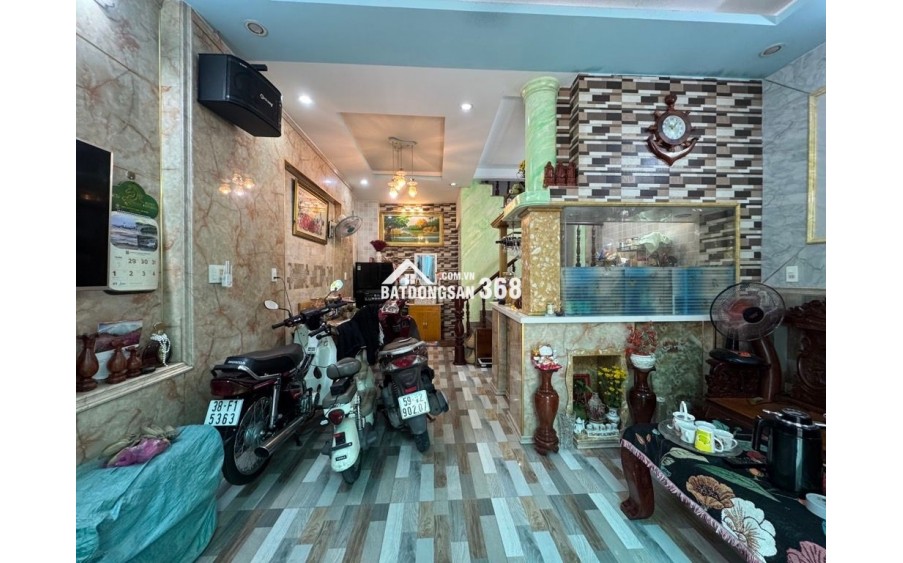  Hẻm Xe Tải - 2 Tầng - Dương Quảng Hàm P5 Gò Vấp - Gần Bờ Kè - 130m2 - Gần Sân Bay - Đại học Văn Lang