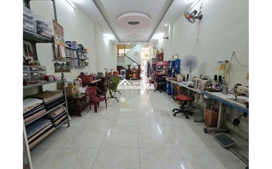 Bán nhà 1 trệt 1 lầu mặt tiền DT42, Đông Thạnh Hóc Môn tiện kinh doanh
