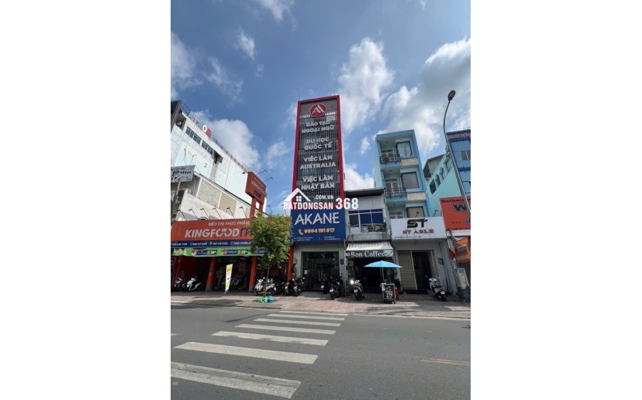 - Mặt tiền đường 20m, cực kỳ đông đúc sầm uất, thuận tiện kinh doanh đa ngành nghề: ngân hàng , tiệm tóc, spa, nha khoa, công ty...