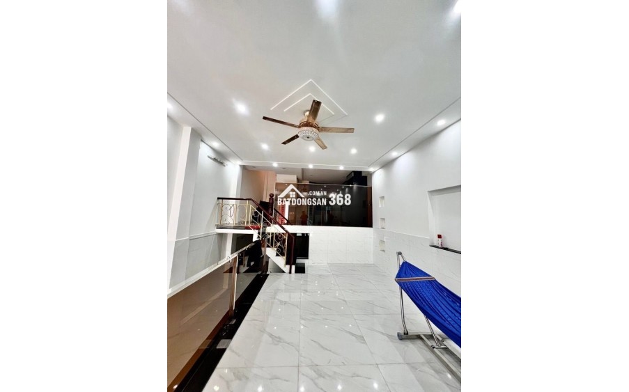 - Hẻm 7m ,vị trí đẹp, sát chợ Bình Trị, khu Tên Lửa, di chuyển 5 phút tới siêu thị Aoen Bình Tân