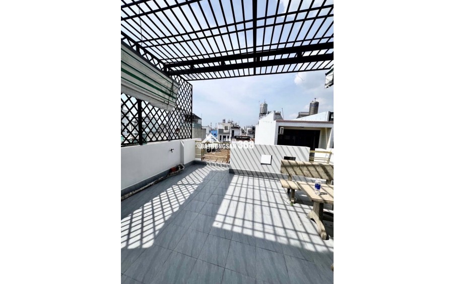 - Hẻm 7m ,vị trí đẹp, sát chợ Bình Trị, khu Tên Lửa, di chuyển 5 phút tới siêu thị Aoen Bình Tân