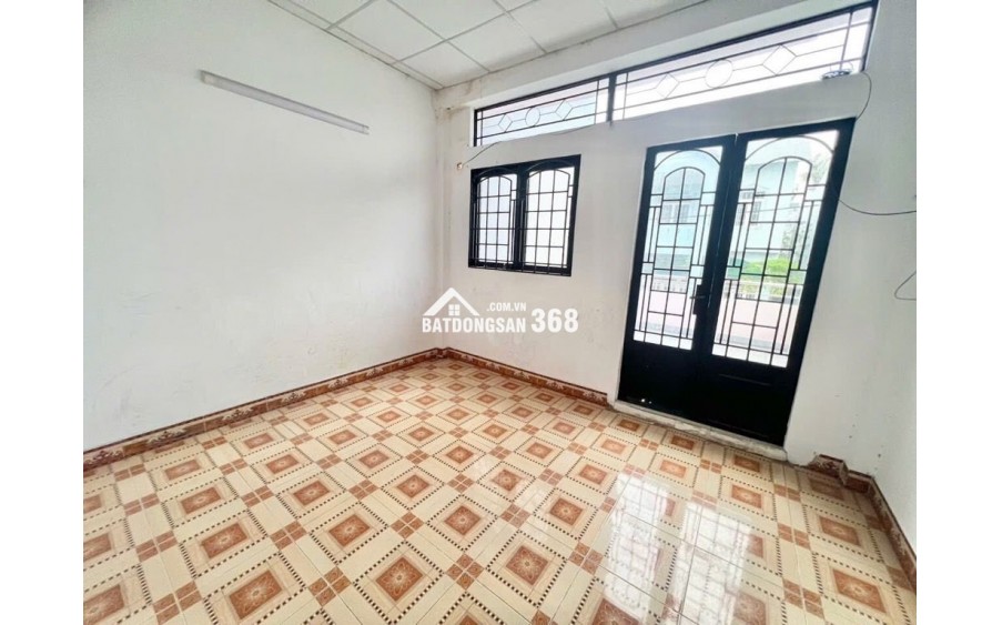 - Hẻm 7m xe tải, vị trí đẹp, sát bệnh viện Bình Tân, trường THCS Bình Trị Đông A, UBND Phường...