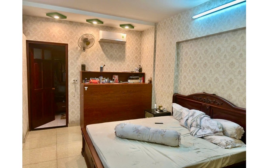 BIỆT THỰ PHỐ 3 TẤM - NGAY MẶT TIỀN HIỀN VƯƠNG - DOANH THU RÒNG 20Tr/ Tháng - 8x20