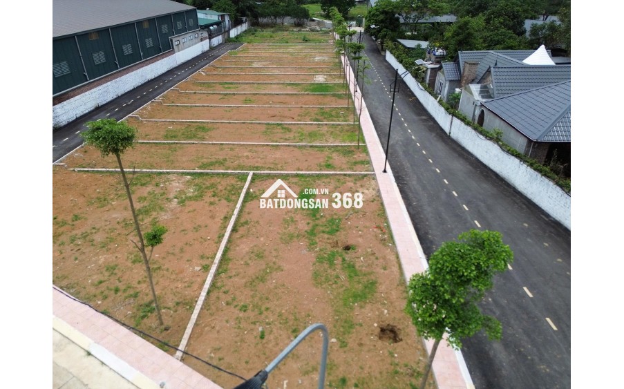 Hiếm có lô đất 2 mặt tiền mặt đường trục tiện kinh doanh gần ĐHQG