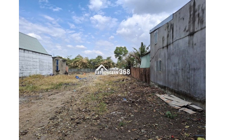 Đất Bình Dương 2700m2 cho thuê tự do kinh doanh sáng tạo