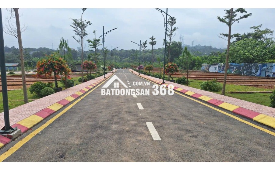 Bán mảnh đất xã phú cát, 100m2 full thổ cư, giá 1,8 tỷ