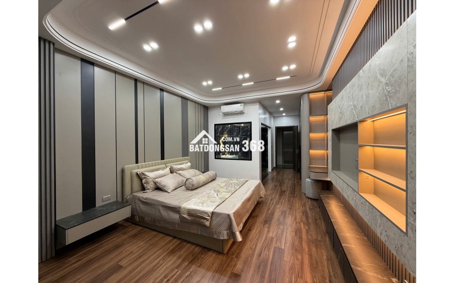 Bán nhà Bồ Đề 15 tỷ, 50m2 x 6 tầng thang máy, ô tô tránh