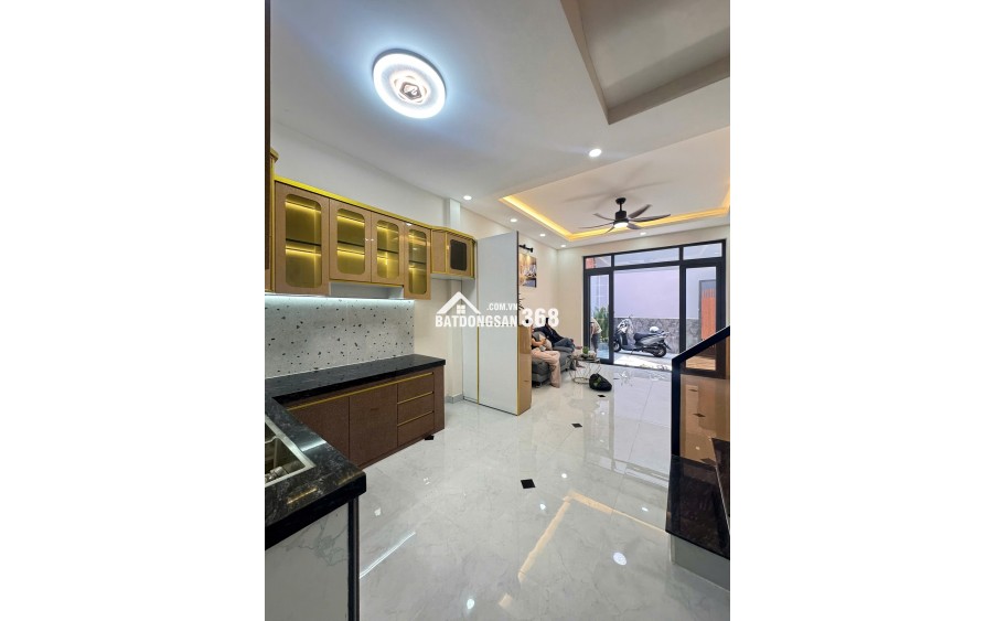 Nhà mới xây sát MT Trương Phước Phan 2 tầng đúc 4.3x13m chỉ hơn 5 tỷ mẫu giáo