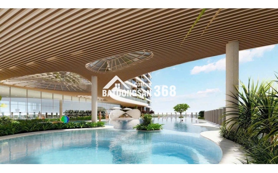 THE EMERALD BOULEVARD
