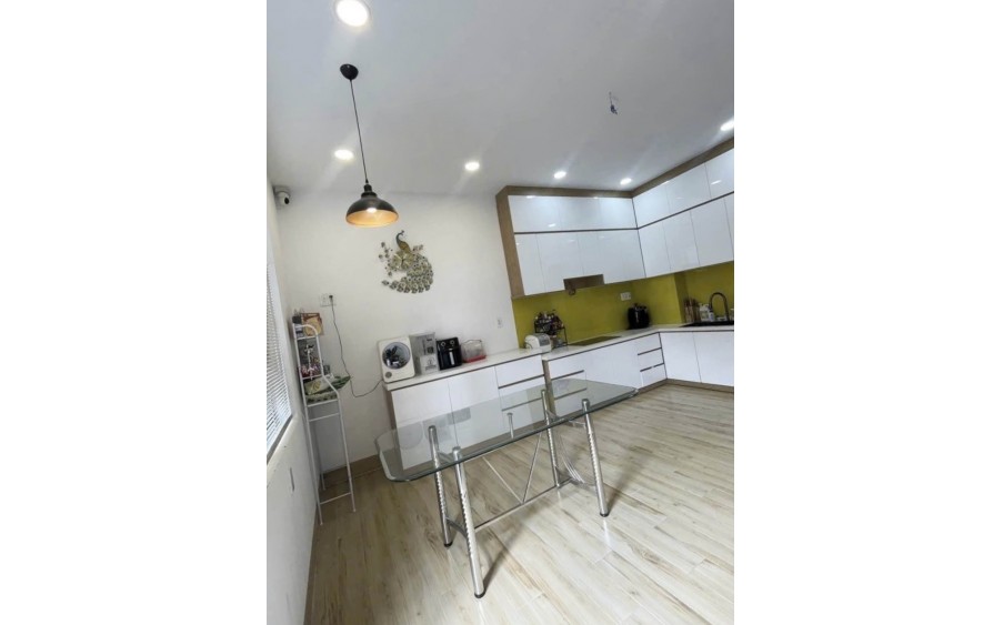 Khu bàn cờ , Nhà mới đường Phạm Văn Bạch Gò Vấp xe hơi thông