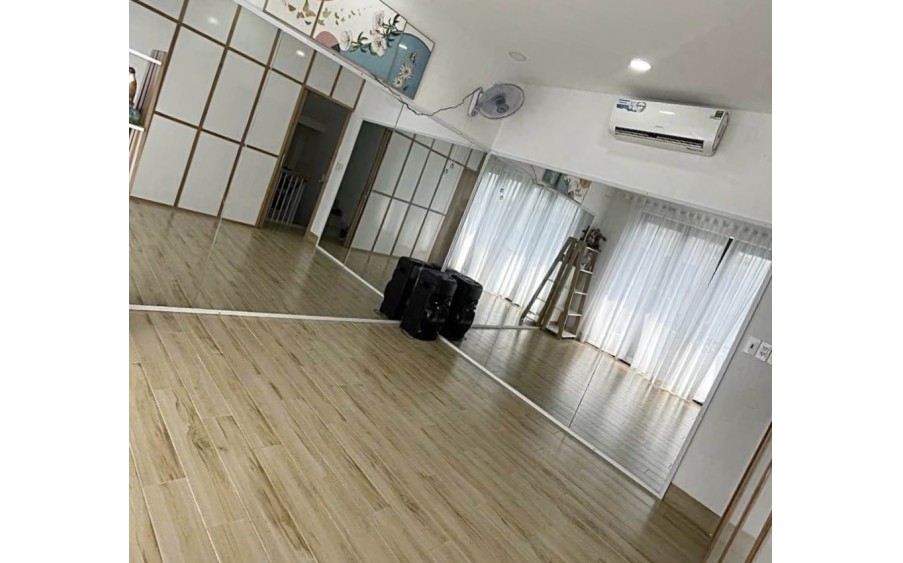 Khu bàn cờ , Nhà mới đường Phạm Văn Bạch Gò Vấp xe hơi thông