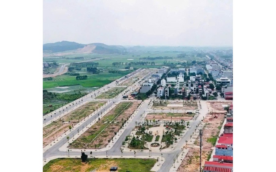 ĐẤT ĐẸP LỤC NAM- #ĐỒNG_CỬA2 – Đón khách bằng sự chu đáo  – Tư vấn bằng cái tâm  – Đồng hành bằng uy tín  Dự án Đồng Cửa