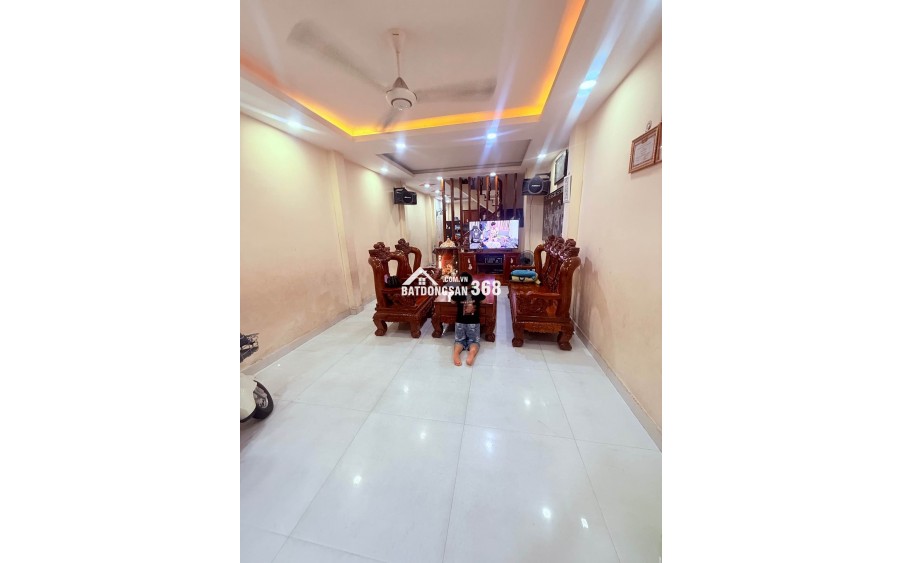 Bán nhà HxH Phú Thọ Hoà 60m2 3 tầng