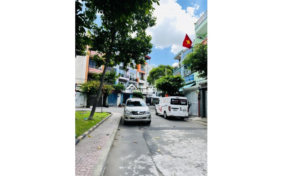 MẶT TIỀN HẺM KINH DOANH - ĐƯỜNG XE HƠI 8M THÔNG - DT: 4x18 - NHÀ 4 TẦNG - SÁT MẶT TIỀN HÀ THỊ ĐÁT,