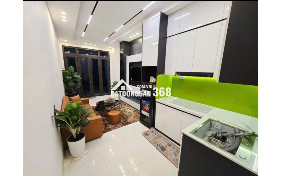 Nhà đẹp Trung tâm Phúc Lợi Long Biên, 5 tầng, Full nội thất, ngõ ô tô thông, ô tô đỗ cửa